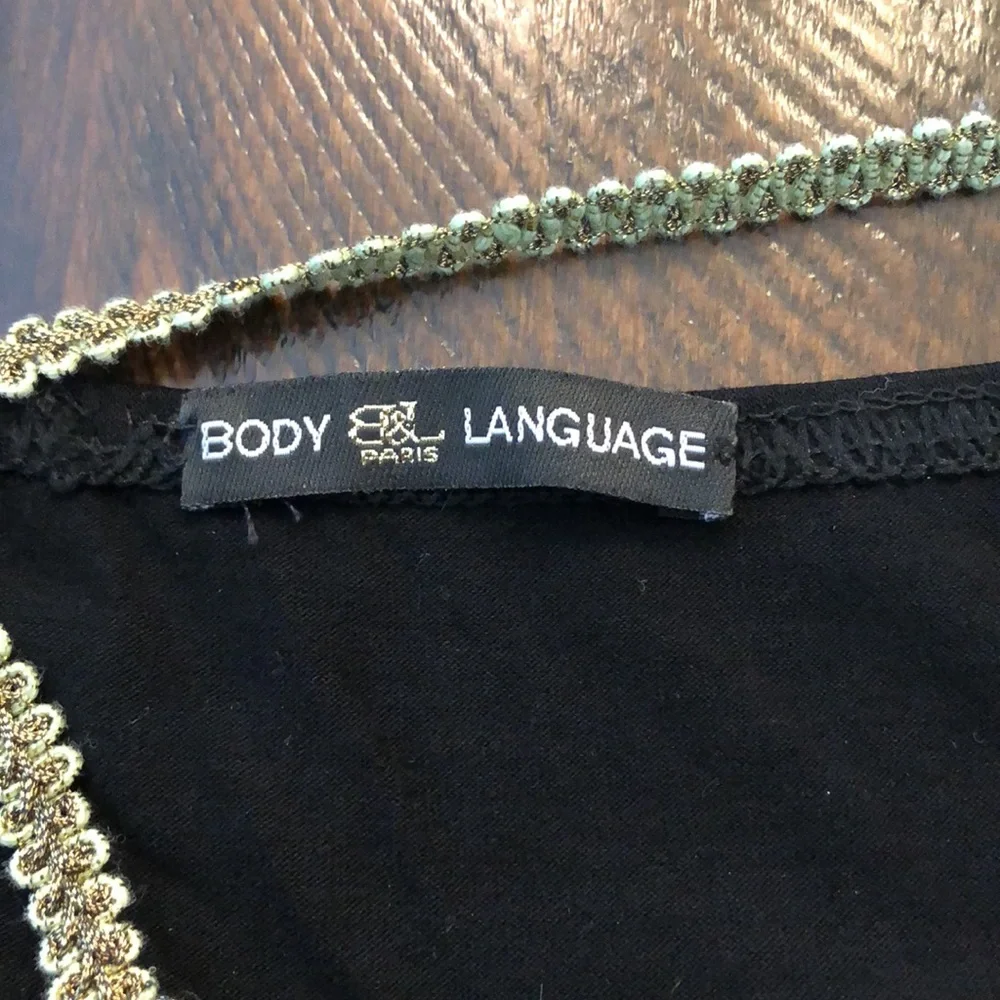 Body Language Tank - Picture 9 of 11